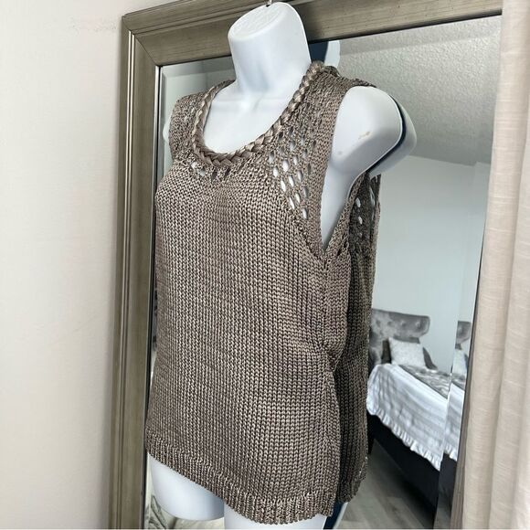 BANANA REPUBLIC Vest Top Silver Thread sleeveless Tank. Size XS - Picture 1 of 8